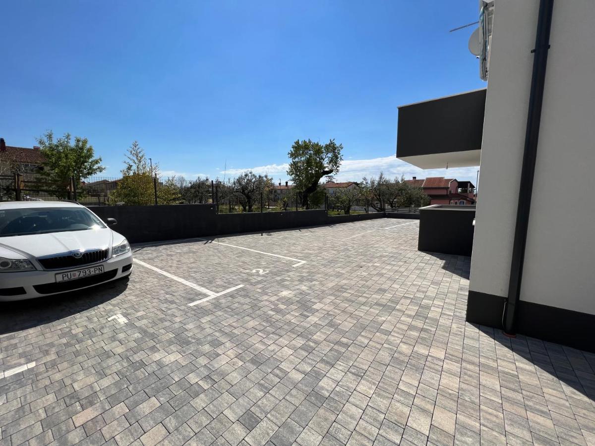 Apartment Sunrise With Private Parking Pula Exterior foto